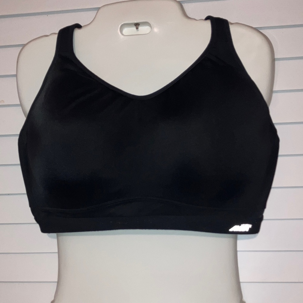 Avia wired  Black Sports Bra 40ddd